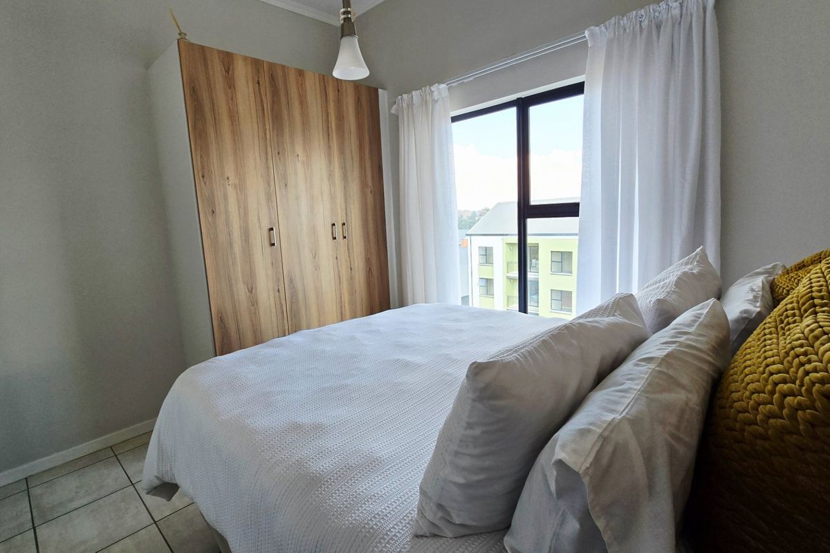 2 Bedroom 2 Bathroom Apartment For Rent in Green Park Lifestyle Estate - Photo 5