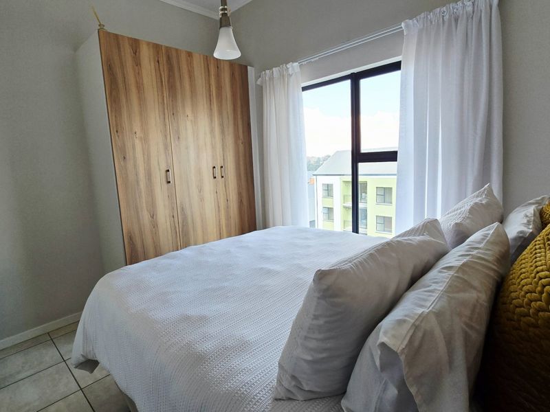 2 Bedroom 2 Bathroom Apartment For Rent in Green Park Lifestyle Estate - Photo 5