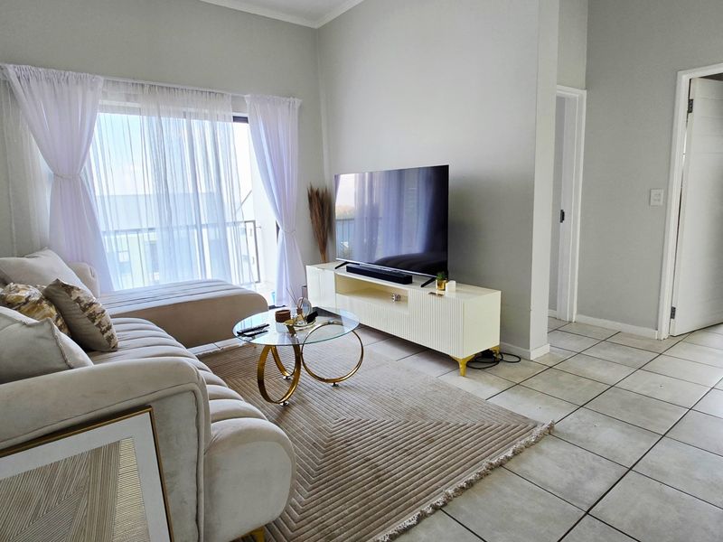 2 Bedroom 2 Bathroom Apartment For Rent in Green Park Lifestyle Estate - Photo 1