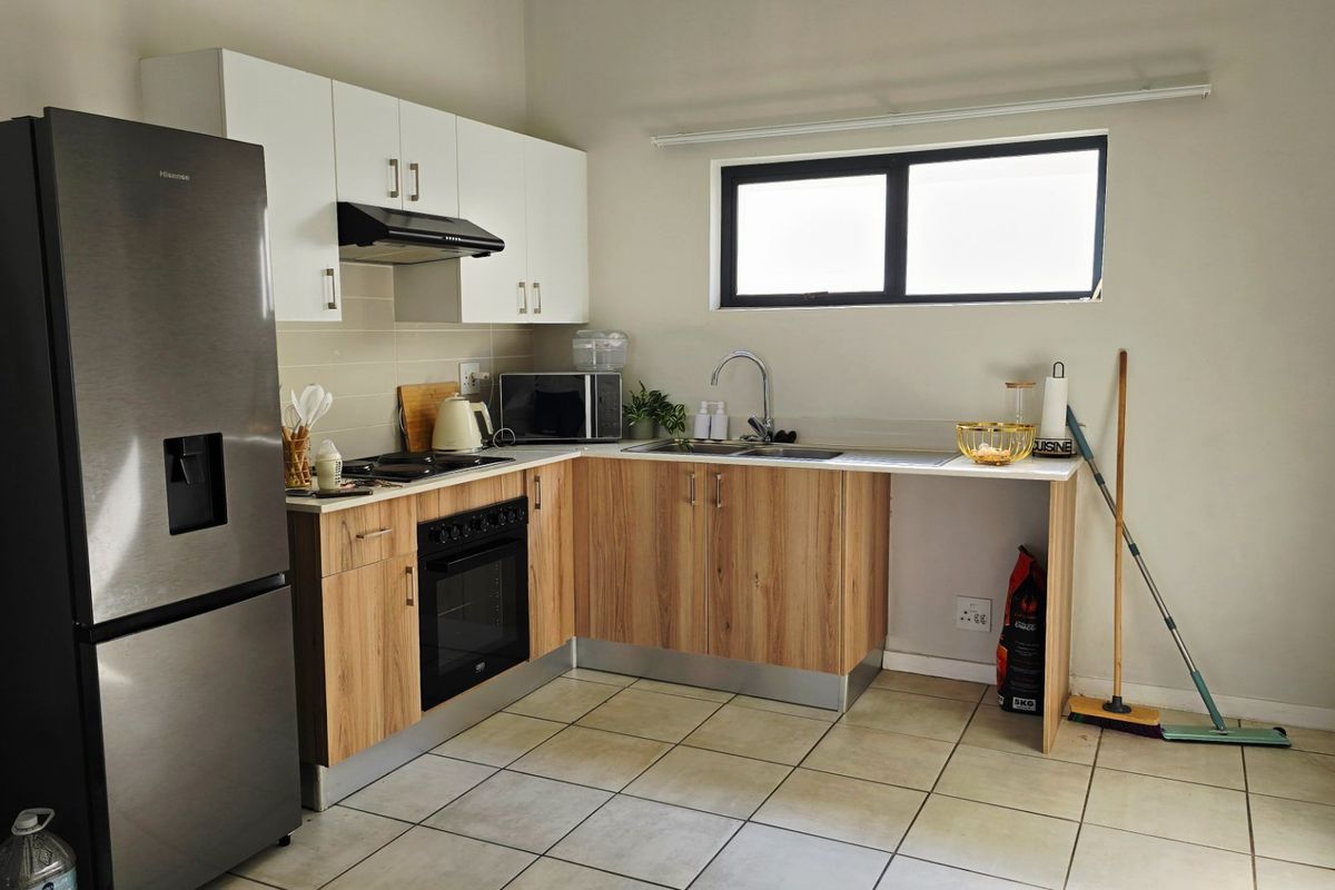 2 Bedroom 2 Bathroom Apartment For Rent in Green Park Lifestyle Estate - Photo 3