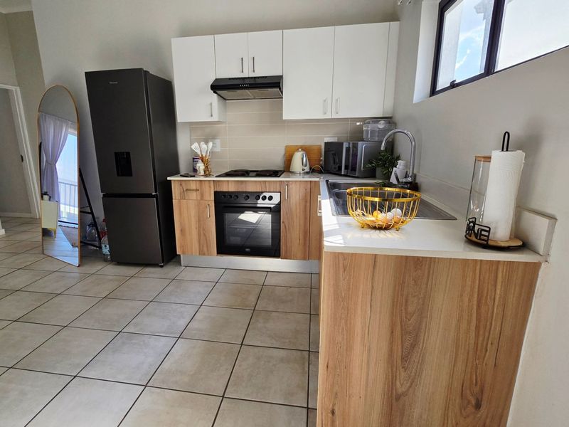 2 Bedroom 2 Bathroom Apartment For Rent in Green Park Lifestyle Estate - Photo 4