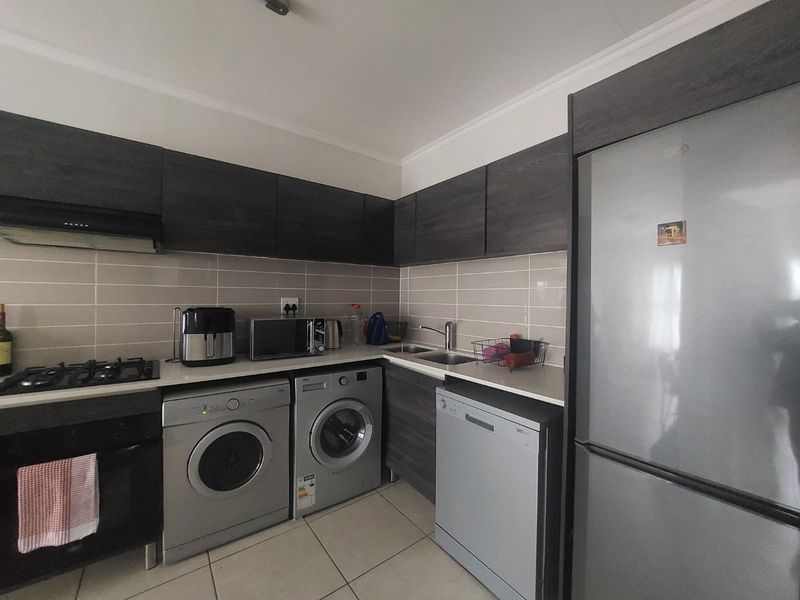 Investment Apartment 1 Bed, 1 Bath in Olivedale - Photo 2