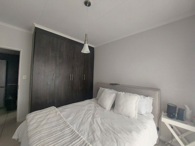 Investment Apartment 1 Bed, 1 Bath in Olivedale - Photo 7