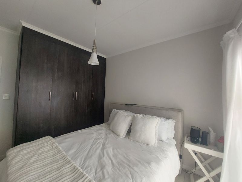 Investment Apartment 1 Bed, 1 Bath in Olivedale - Photo 6