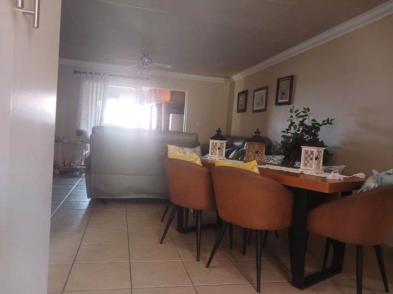 Stylish 3 Bedroom Oasis with Pool, Barbecue, and CCTV in a Serene Garden Setting - Photo 7