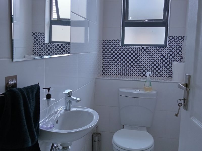 ELEGANT 4-BEDROOM DOUBLE-STOREY HOME IN EQUESTRIAN & WILDLIFE APPEAL – BOSCHKOP ROAD, PRETORIA - Photo 7