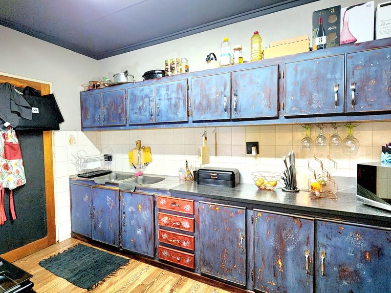 Stunning Pellissier Townhouse – Comfort, Space & Braai Bliss! - Photo 6