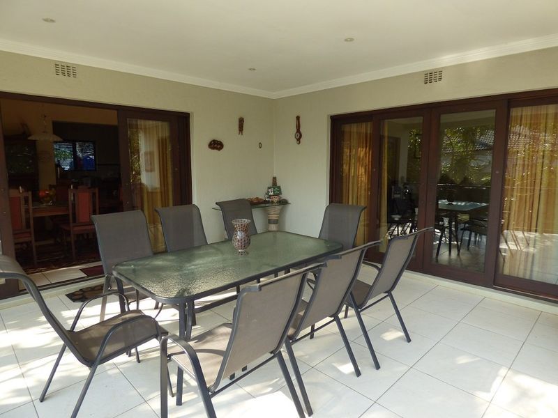 Attractive Eye-Catching Perfect Family Residence - Photo 10