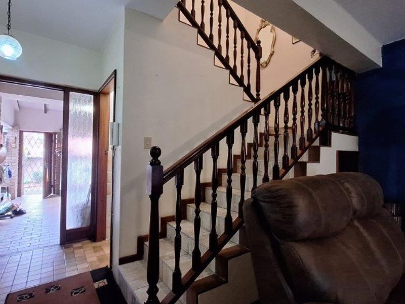 Secure and Spacious Living in a Prime Location - Photo 5