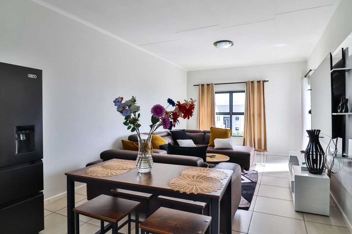 Modern 2-Bed, 2-Bath Apartment in Greenstone Ridge – Great Investment Opportunity - Photo 4