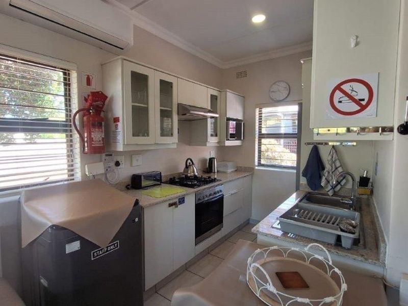 Lovely Furnished Two Bedroom Unit Set In An Exceptional Resort - Photo 10