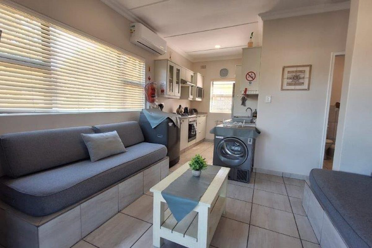 Lovely Furnished Two Bedroom Unit Set In An Excptional Resort  - Photo 5