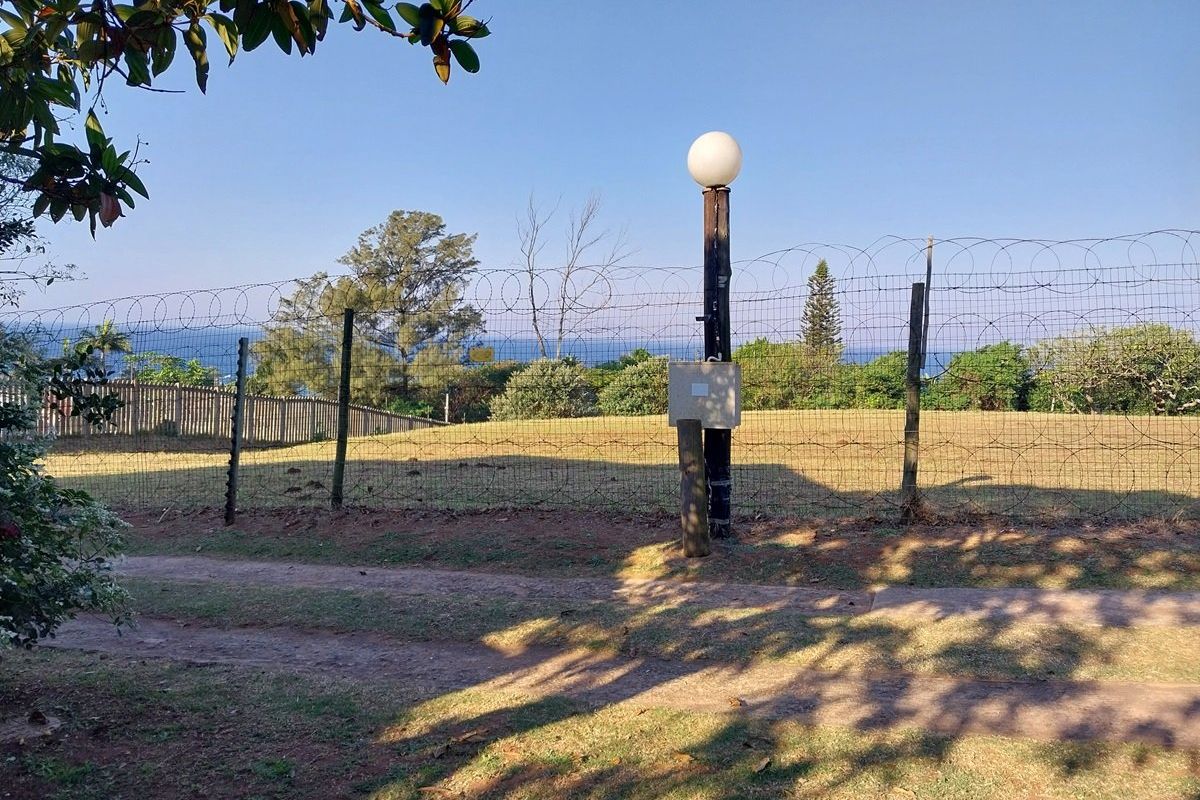 COZY 1 BEDROOM UNIT FOR SALE IN HIBBERDENE - Photo 4