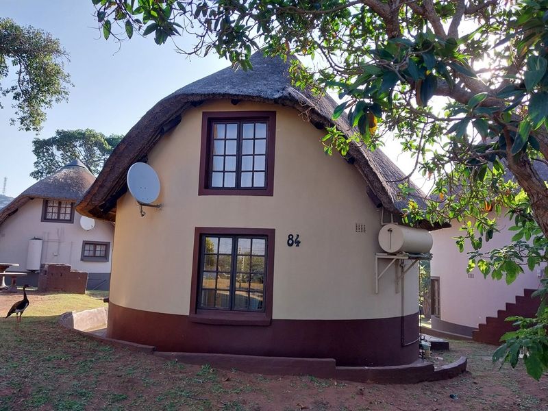 COZY 1 BEDROOM UNIT FOR SALE IN HIBBERDENE - Photo 3