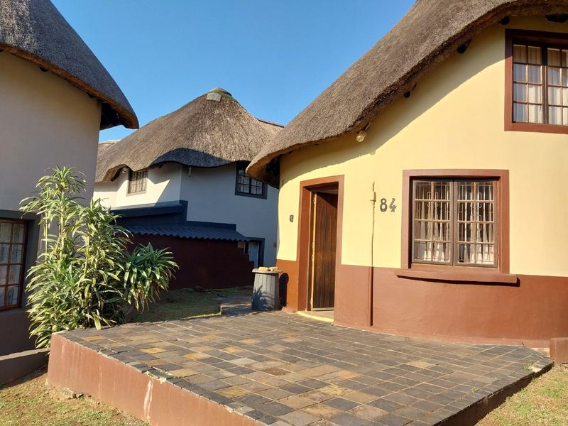 COZY 1 BEDROOM UNIT FOR SALE IN HIBBERDENE - Photo 6