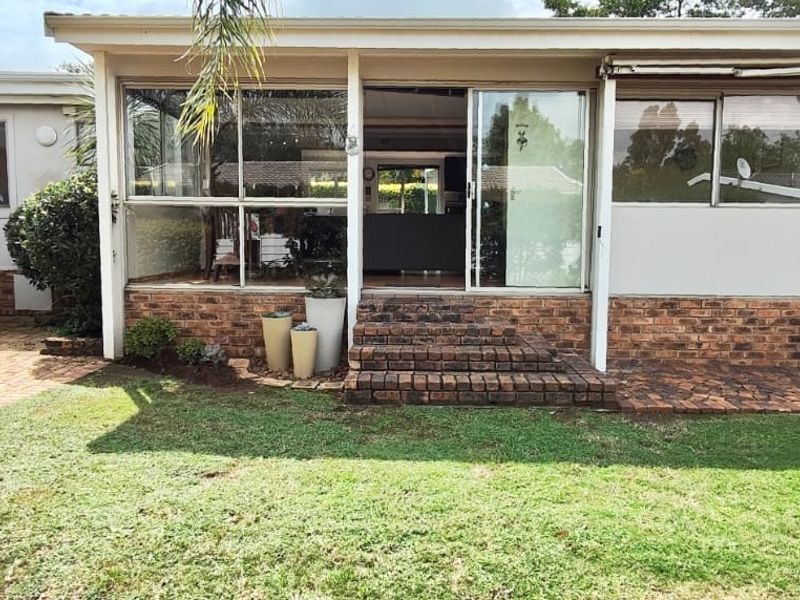 Serene Weekend Escape at the Vaal Dam - Photo 6