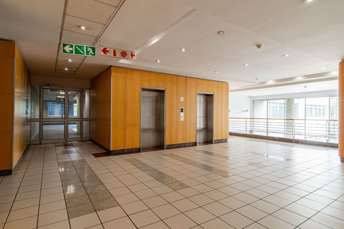 0 Bed Commercial in Bruma for Rent - Photo 4