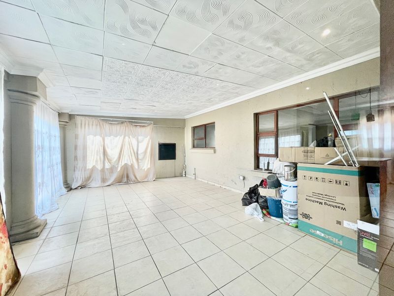 Great Habitat For A Big Family - Photo 8