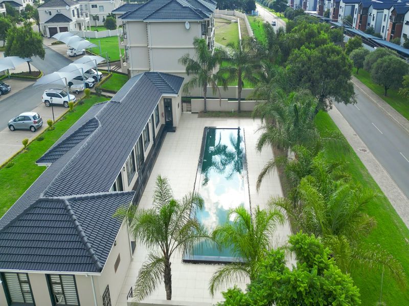 ONE AND ONLY UNIQUE HOME IN A SECURITY ESTATE  - Photo 2