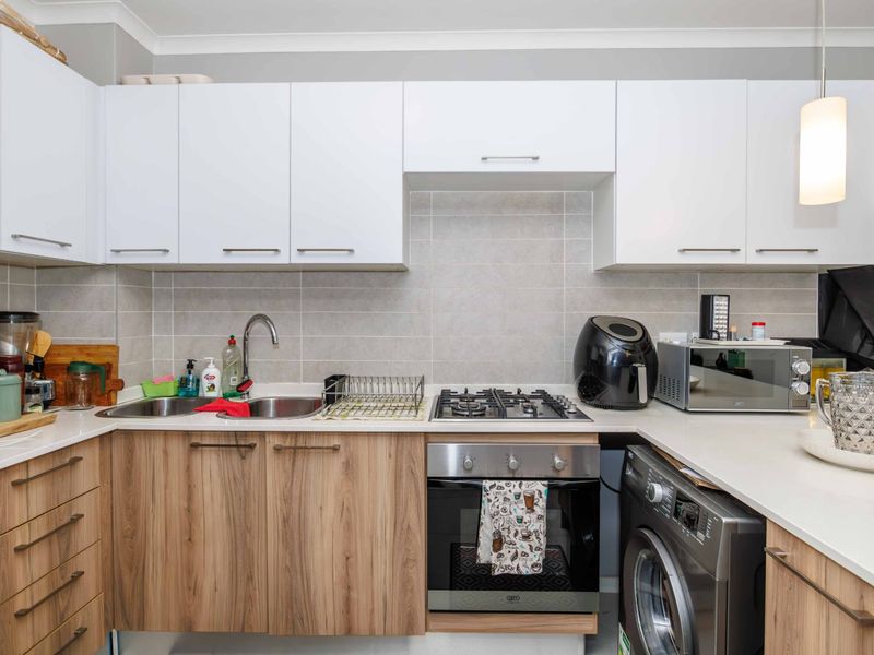 Your Tranquil Escape Awaits on Red Ivory Lane - Photo 6