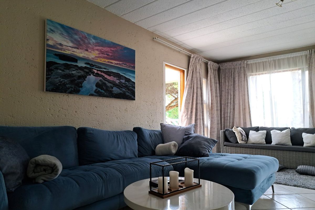 2 Bedroom Lock-up-and-go 1st floor property - with AirBnb options  - Photo 2