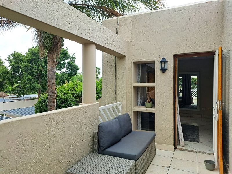 2 Bedroom Lock-up-and-go 1st floor property - with AirBnb options  - Photo 3