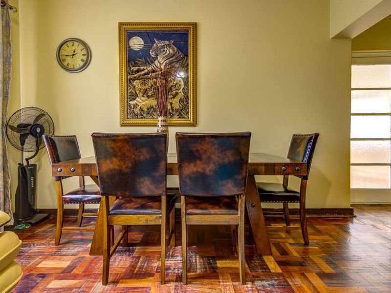 3 Family Home plus Great Flat Potential - Photo 2