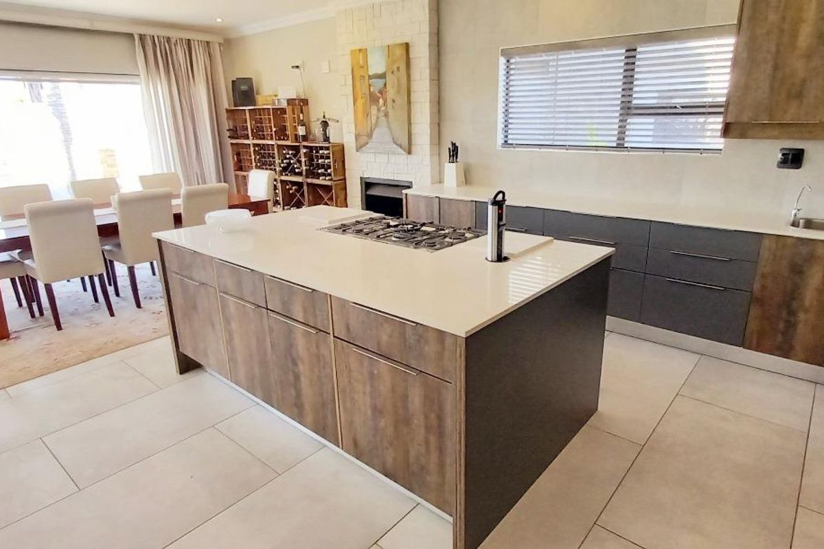 Exquisite Lakeside Living at Its Finest - Photo 2