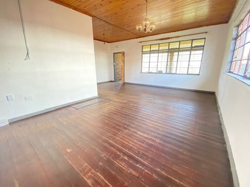 House with plenty to offer for sale - Photo 10