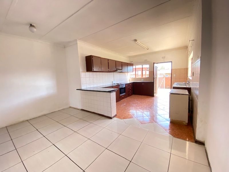 House with plenty to offer for sale - Photo 7