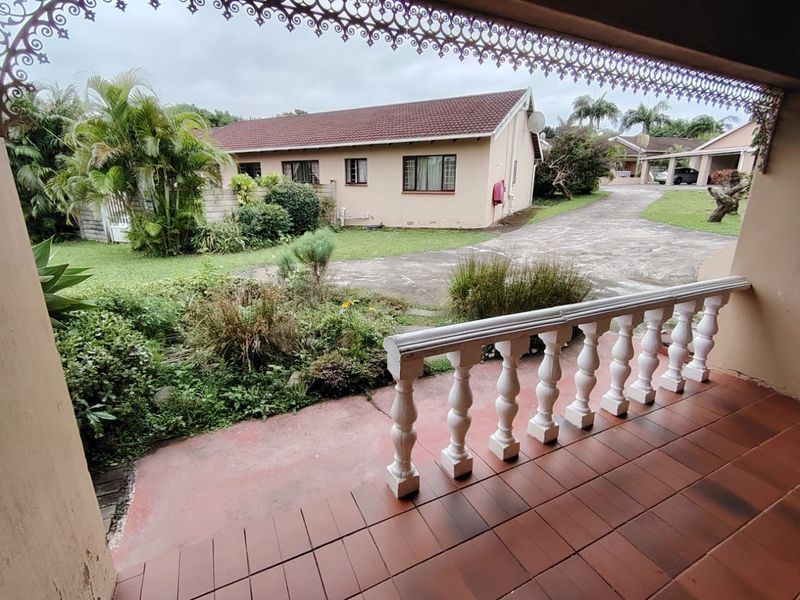 Cosy 3-Bedroom Townhouse For Sale In Secure Margate Complex - Photo 1