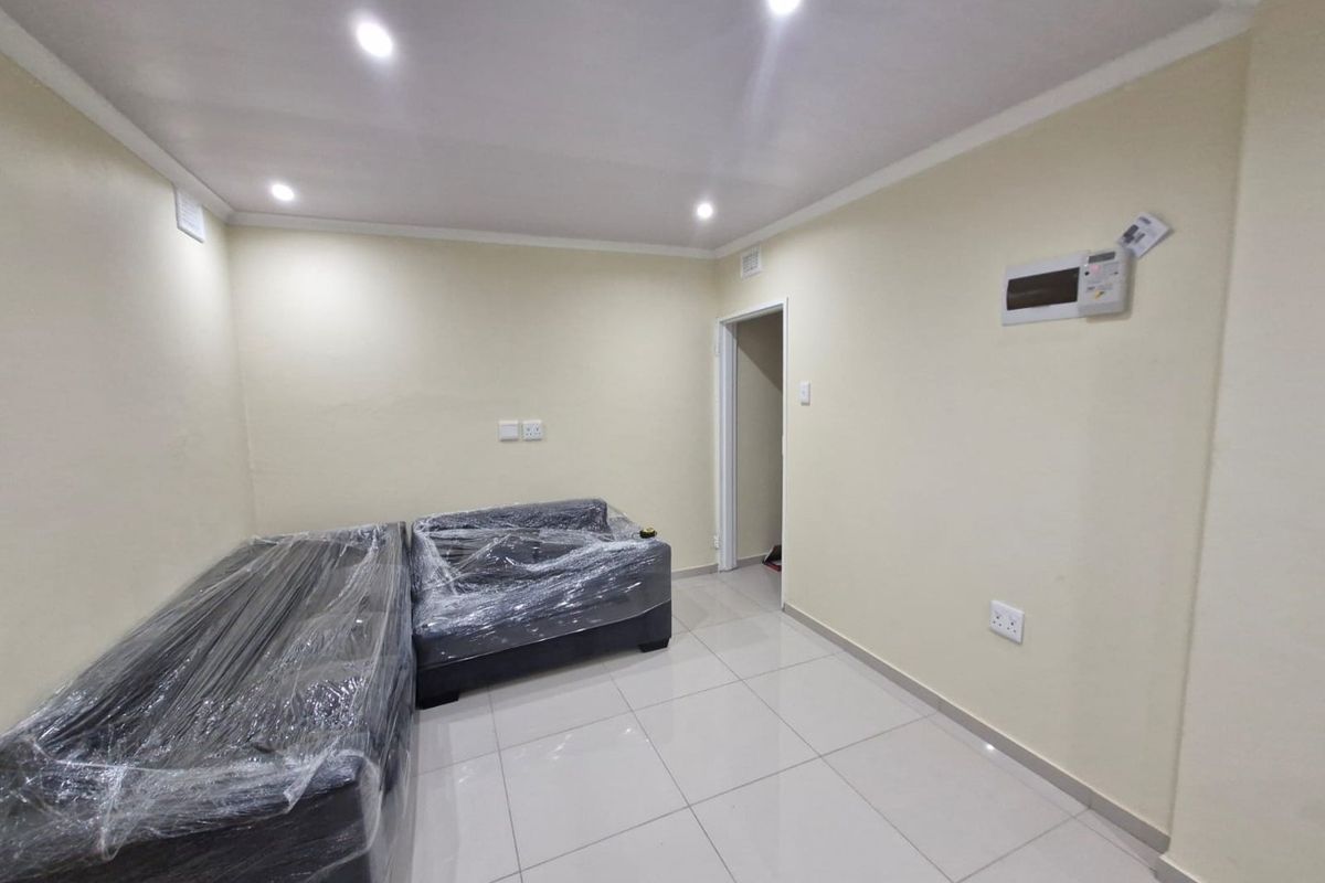 2 Bedroom house for rent Merebank central - Photo 3