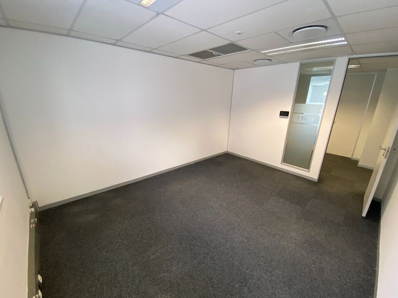 P-Grade Office Suite Available In Midrand - Photo 9