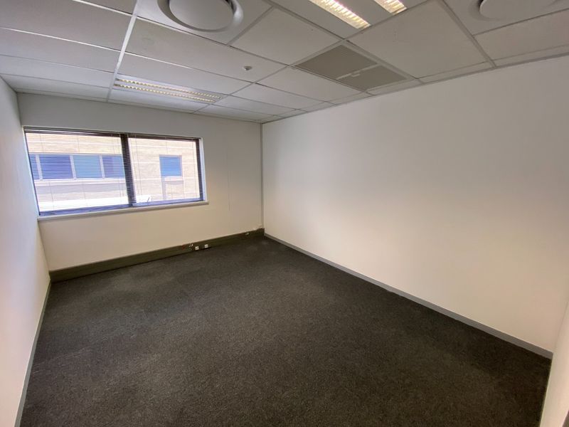 P-Grade Office Suite Available In Midrand - Photo 7