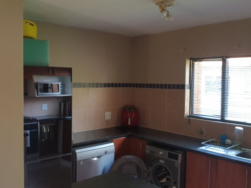 2 Bedroom Ground floor unit - Estate Living Monavoni - Photo 7