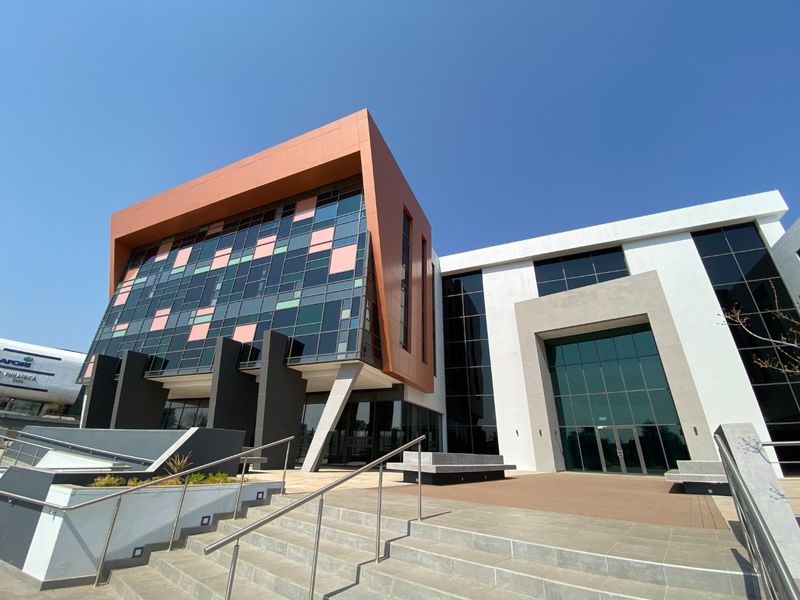 Prime Office with N1 Frontage In Centurion - Photo 2