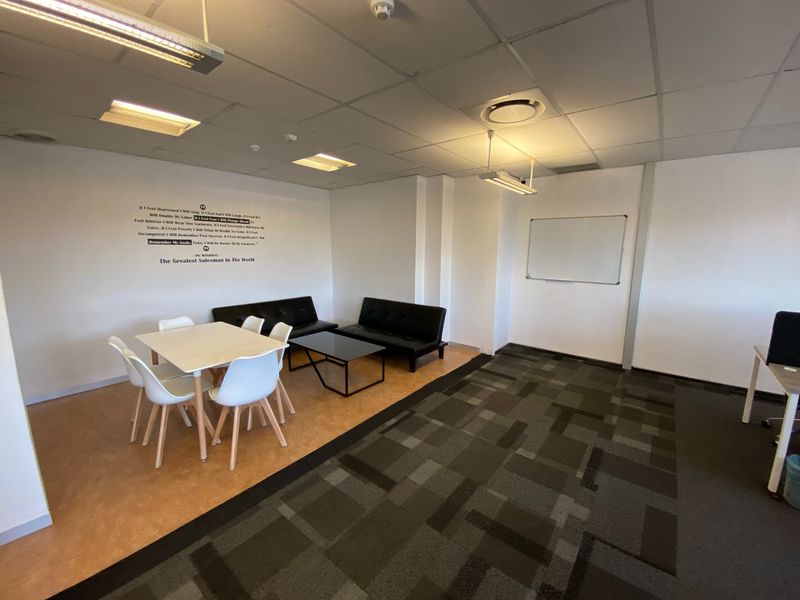 A-Grade Office Space To Let In Fourways - Photo 8