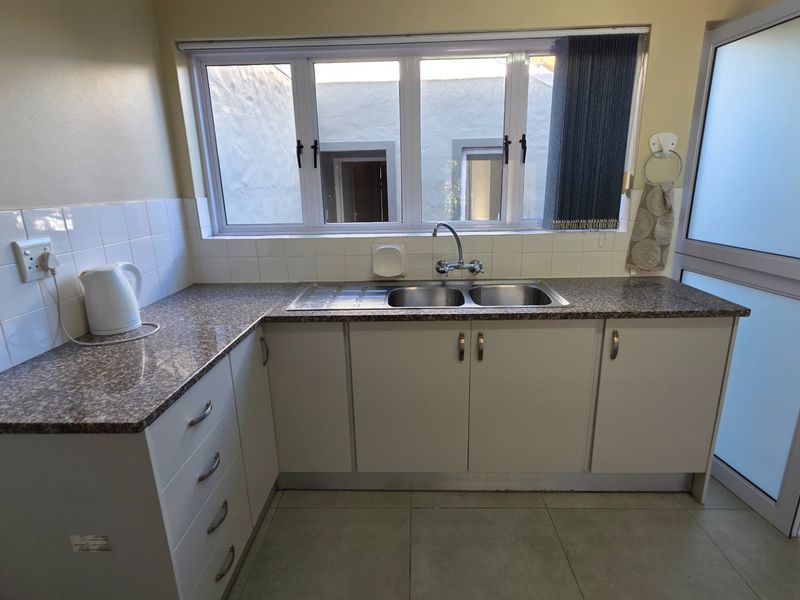 Perfect Holiday Apartment.... Close to the Beach !!! - Photo 10