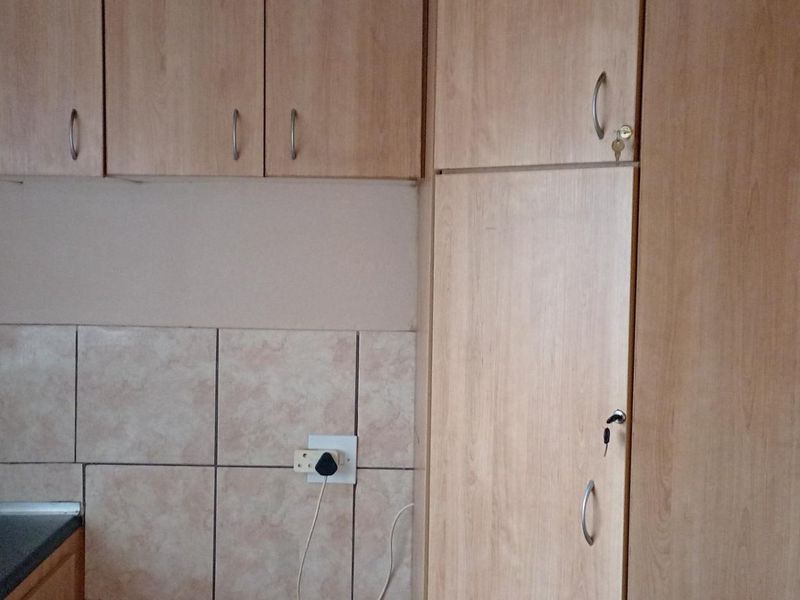 Massive 115 sqm 3 bed for sale in Muckleneuk - Photo 10