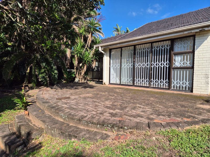 Beachfront Investment Opportunity – Shelly Beach - Photo 4