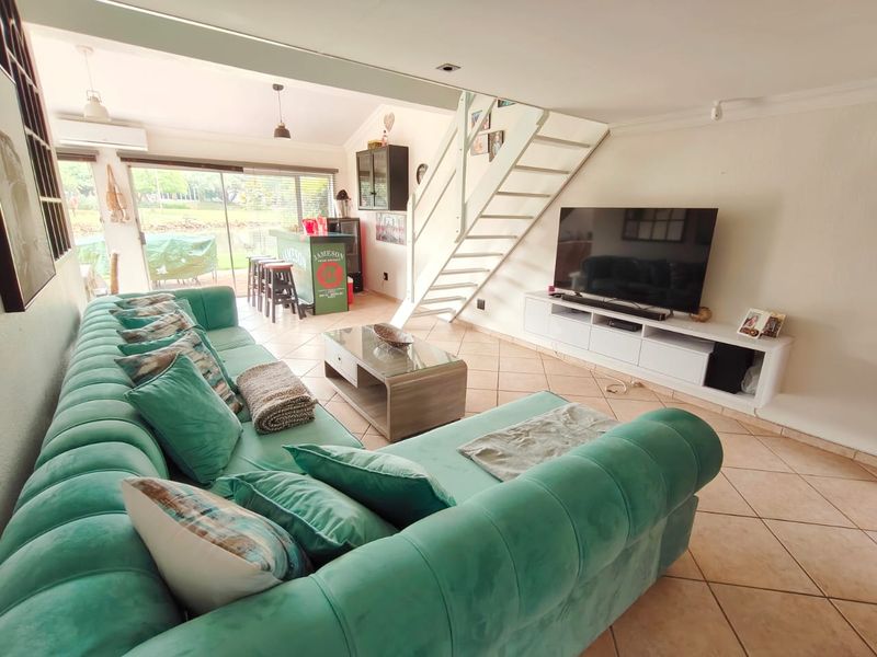 Immaculate Renovated Home with Private Vaal Dam Access - Photo 5