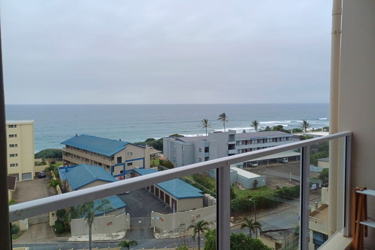 3 Bedroom Apartment For Sale in Manaba Beach - Photo 2