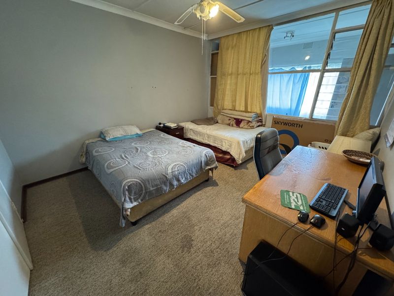 Affordable and Comfortable Two-Bedroom Home - Photo 7