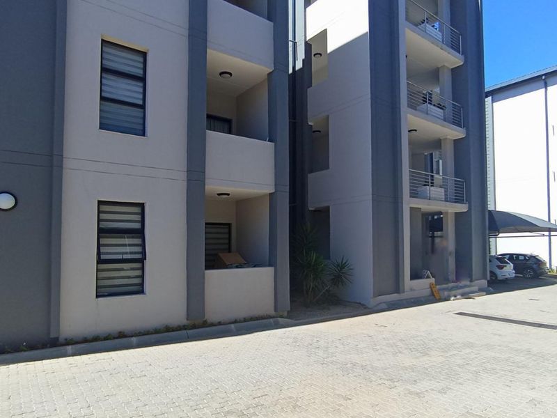 1 Bedroom Apartment for Sale in Carlswald - Photo 2