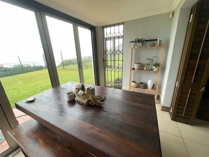 Beachfront Bliss – 3 Bedroom Ground Floor Apartment  - Photo 10