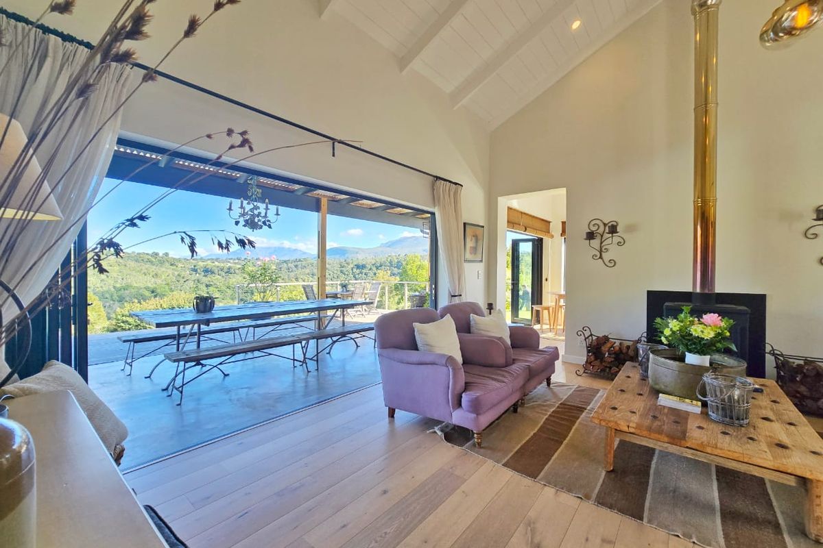 Secluded Forest Retreat with Modern home in Hoekwil, Wilderness. - Photo 3