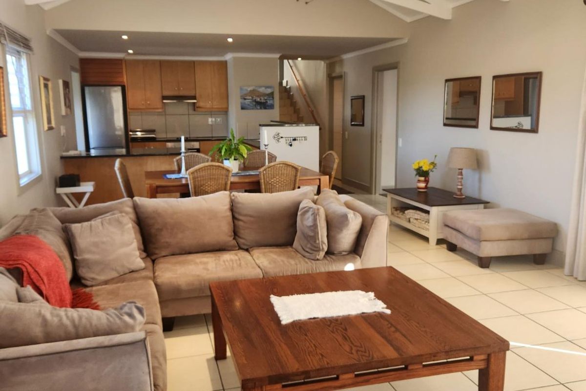 Stylish Lock-Up-and-Go in Pezula Golf Estate - Photo 5