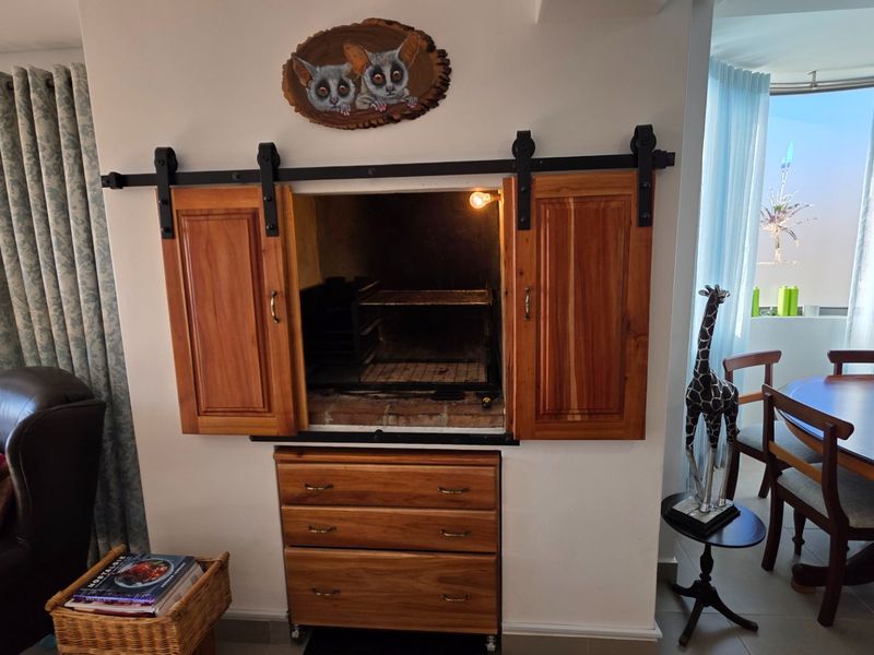 Beautiful Apartment... Garage and Parking... Lot's of Extra's... Inverter System !!! - Photo 9