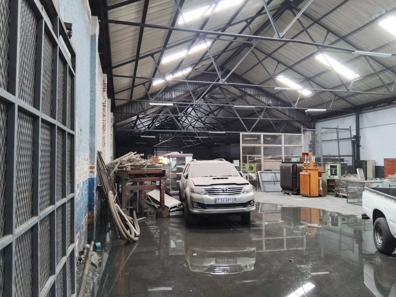 500 SQUARE GENERAL BUSINESS PROPERTY AVAILABLE FOR RENTAL - Photo 5