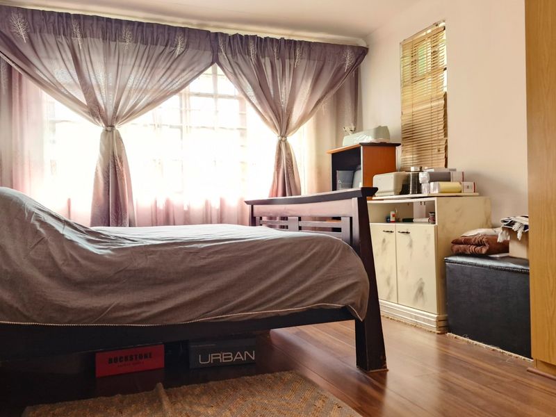 Spacious Family Home for Sale in Crosby - Photo 2